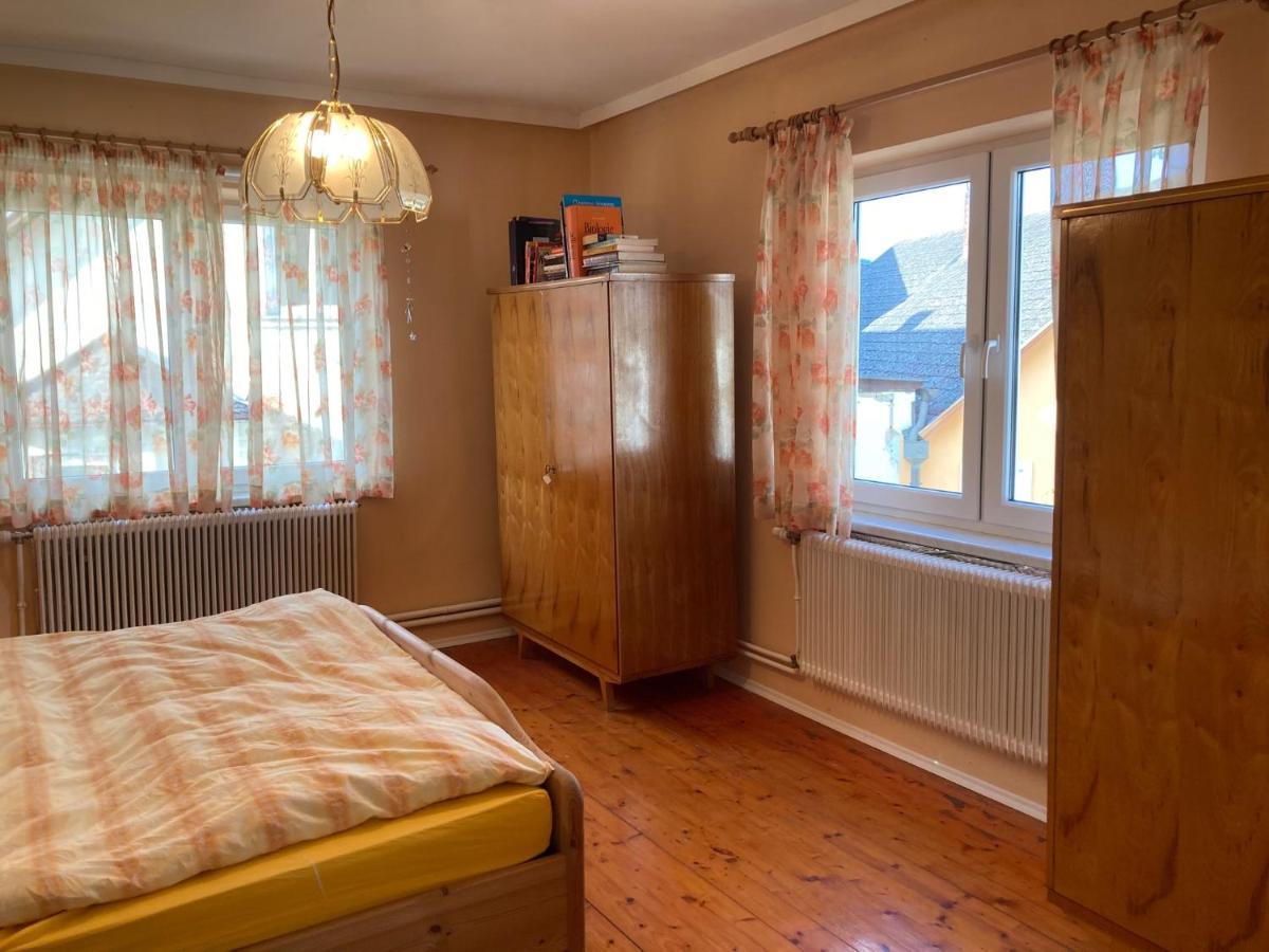Apartment Baeckerei Mueller - Große Mit Mid Century Charme, Zentral, Sehr Gut Für Familien, Privat, Stadt&natur, Café Im Haus